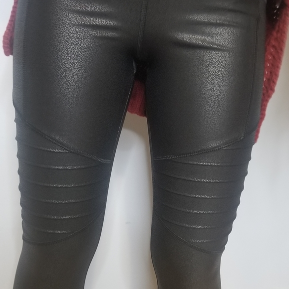 Faux leather moto leggings - Picture 3 of 4